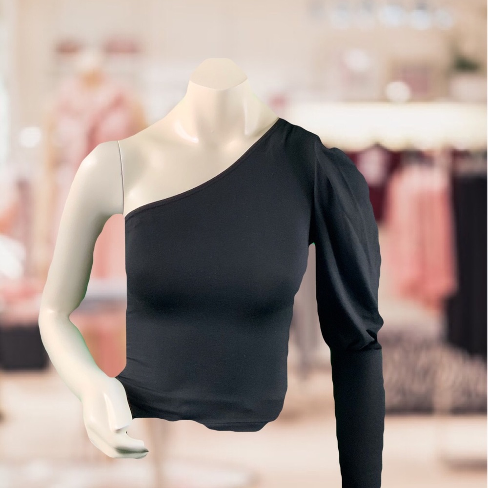 One shoulder top